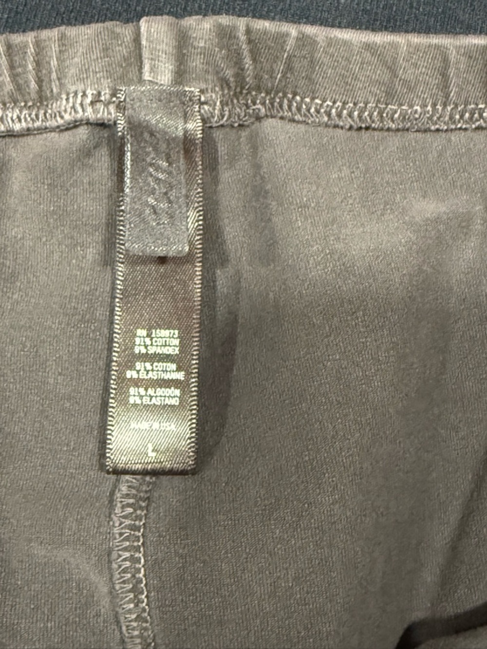 SKIMS Outdoor Leggings Sz L - Picture 3 of 3